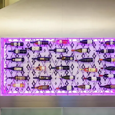Mercure Center