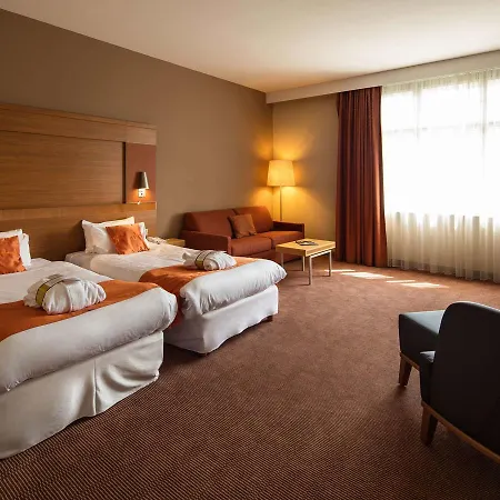 Mercure Center