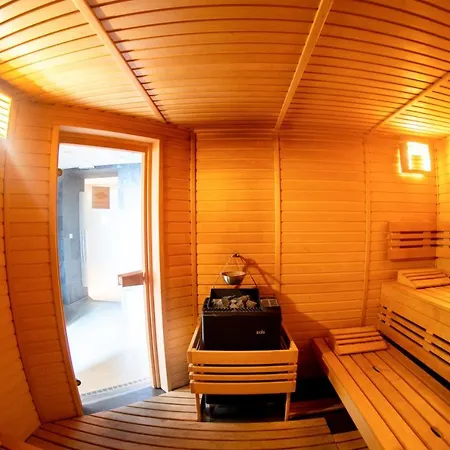 Hotel Mercure Center 4*