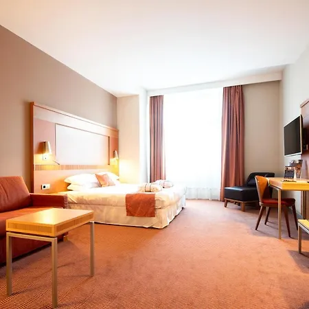 Mercure Center Hotell