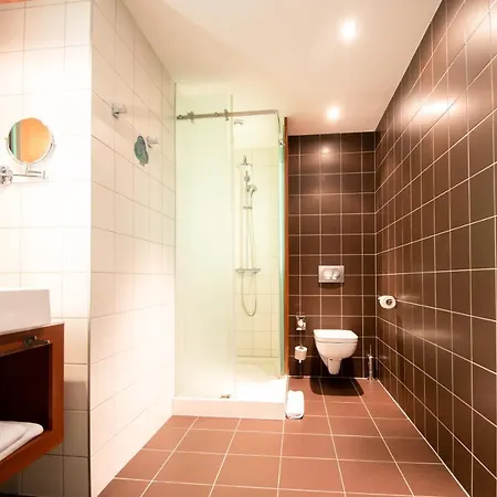 Mercure Center Hotel