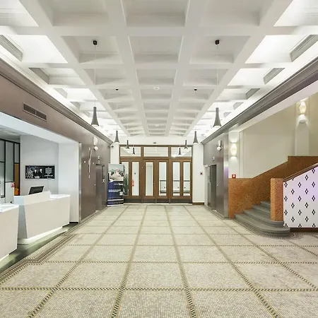 Hotell Mercure Center 4*