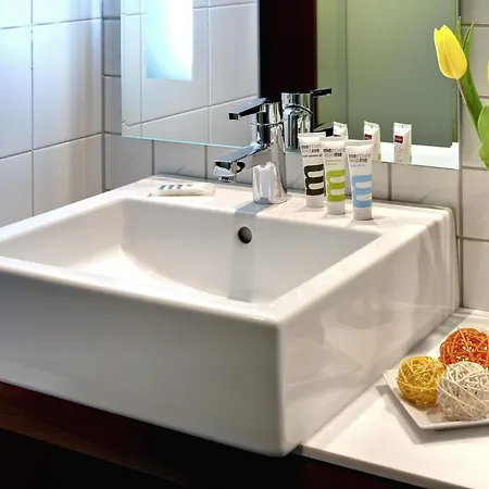 Mercure Center Hotel