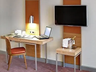 Mercure Center