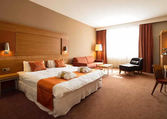 Mercure Center Hotel