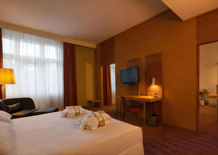 Mercure Center 4*